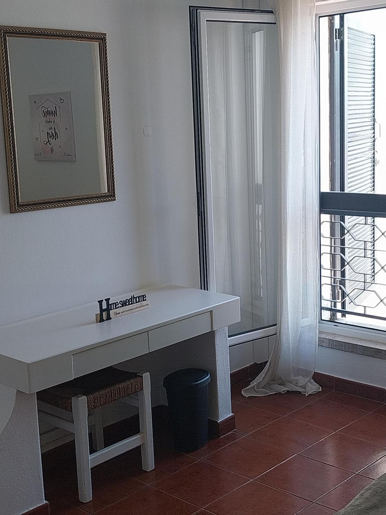 Oura Apartment